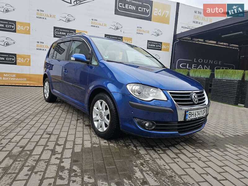 Volkswagen Touran (2007)