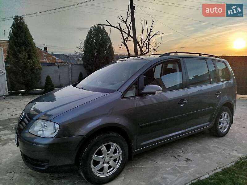 Volkswagen Touran (2004)