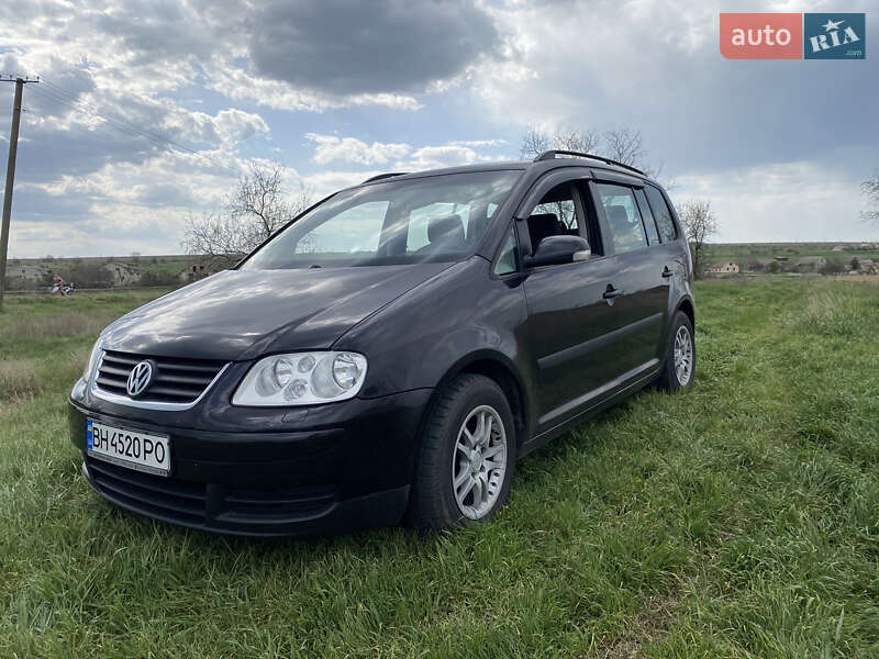 Volkswagen Touran (2003)