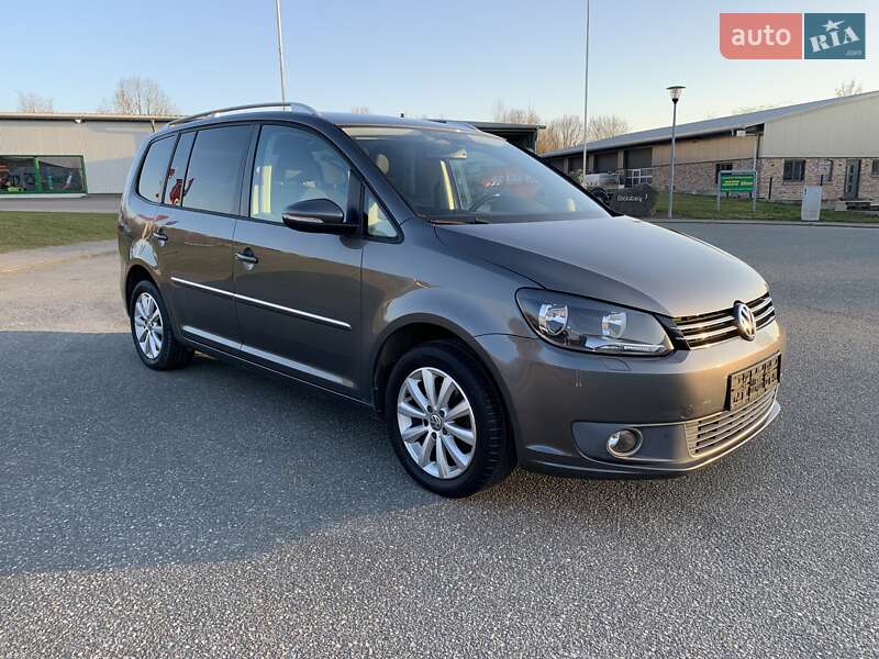 Volkswagen Touran (2011)