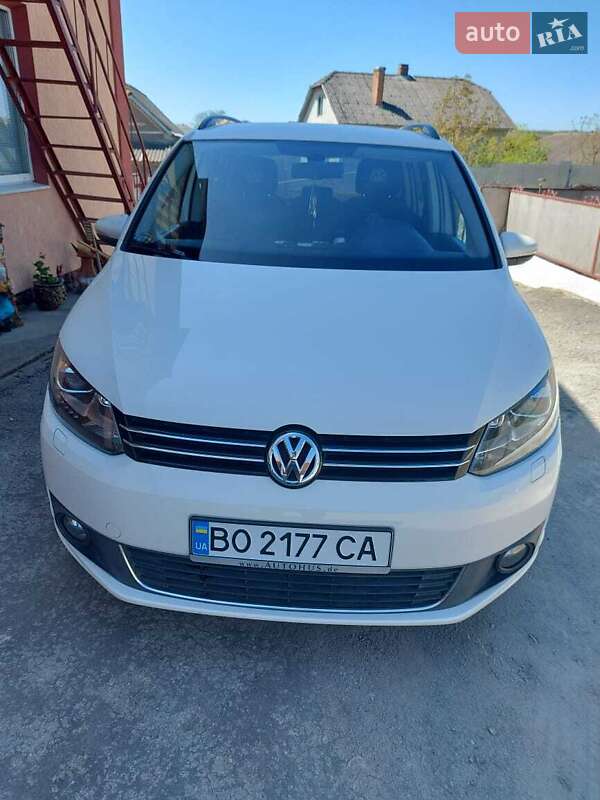 Volkswagen Touran (2013)