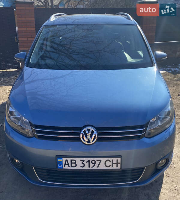 Volkswagen Touran (2012)