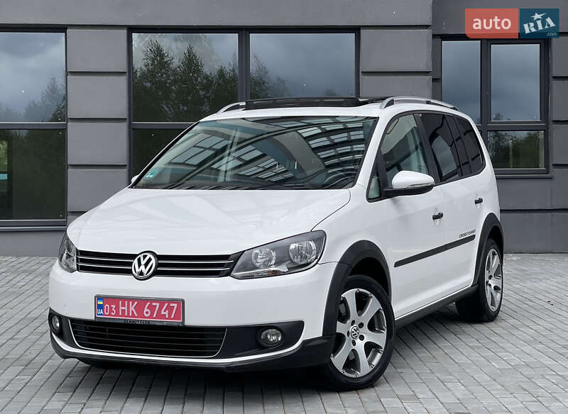 Volkswagen Touran (2011)