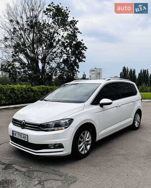 Volkswagen Touran (2016)