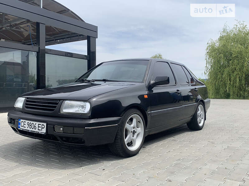 Volkswagen Vento (1992)