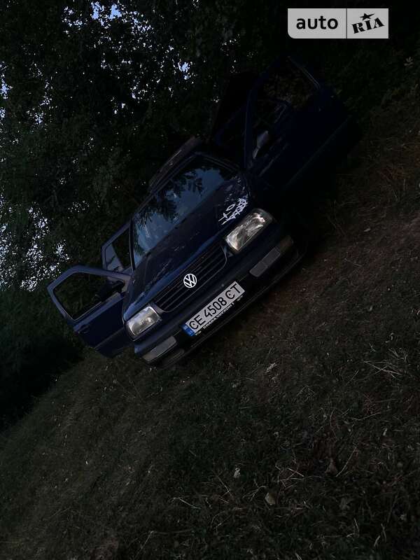 Volkswagen Vento (1995)
