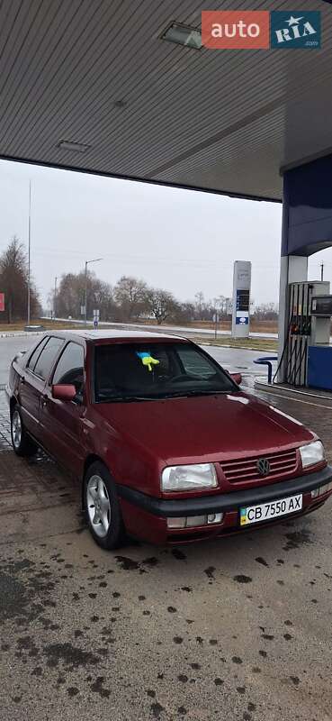 Volkswagen Vento (1997)