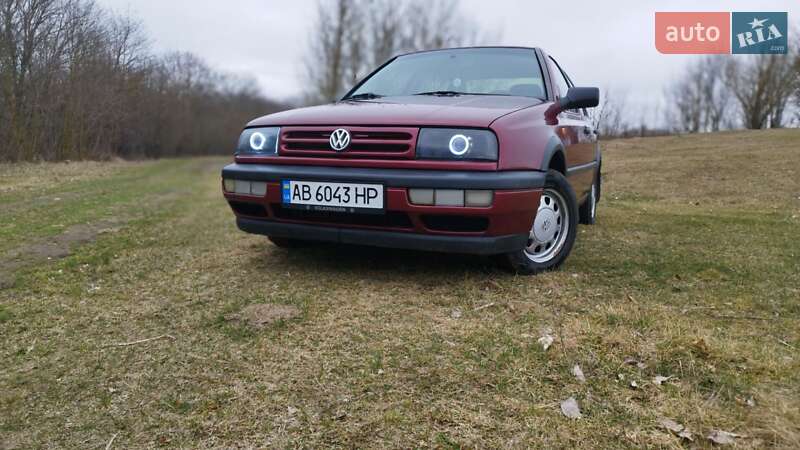 Volkswagen Vento (1994)