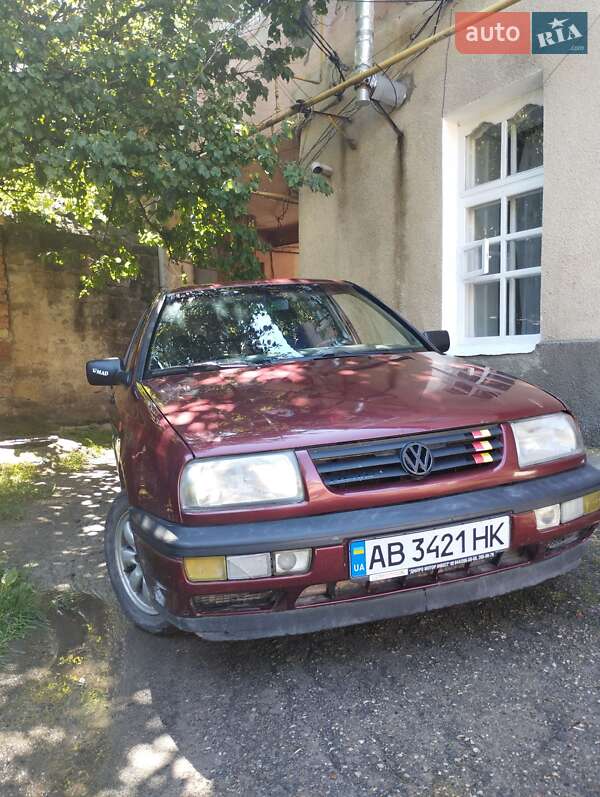 Volkswagen Vento (1992)
