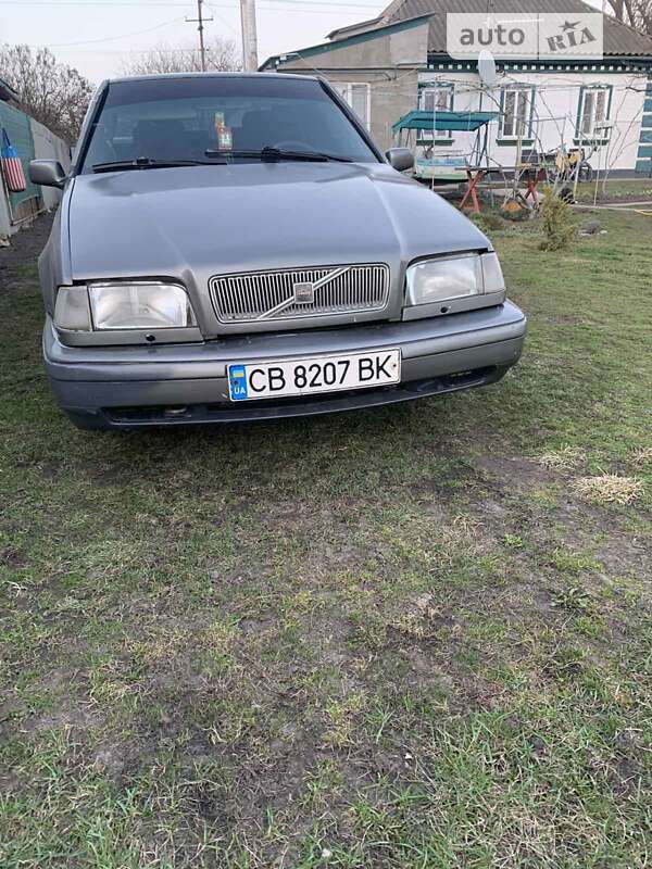 Volvo 460 (1994)
