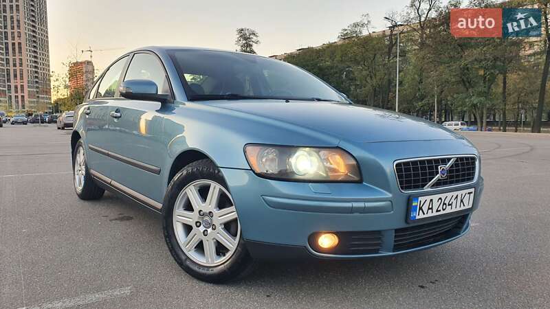 Volvo S40 (2006)
