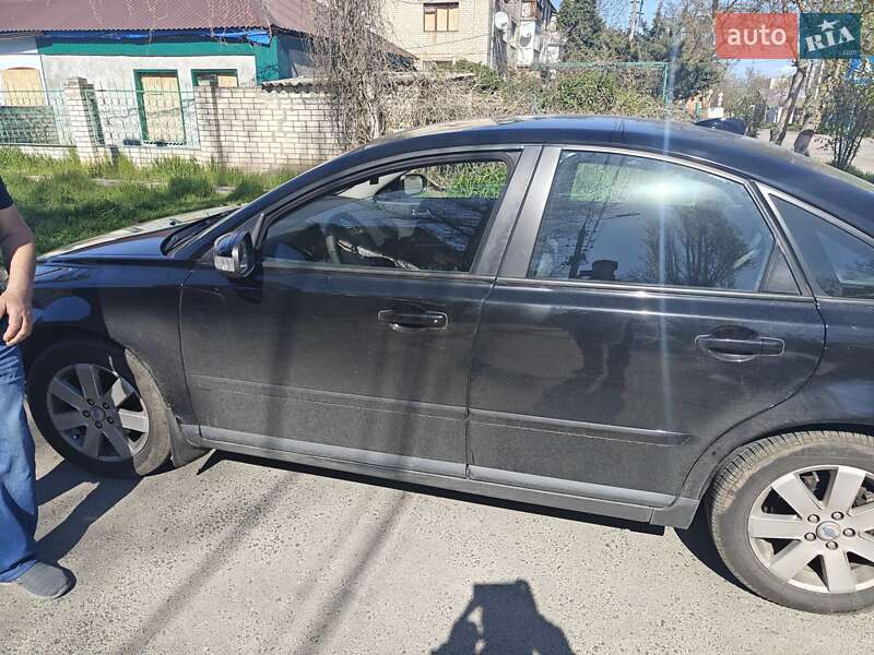Volvo S40 (2008)
