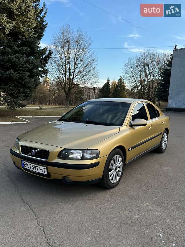 Volvo S60 (2002)
