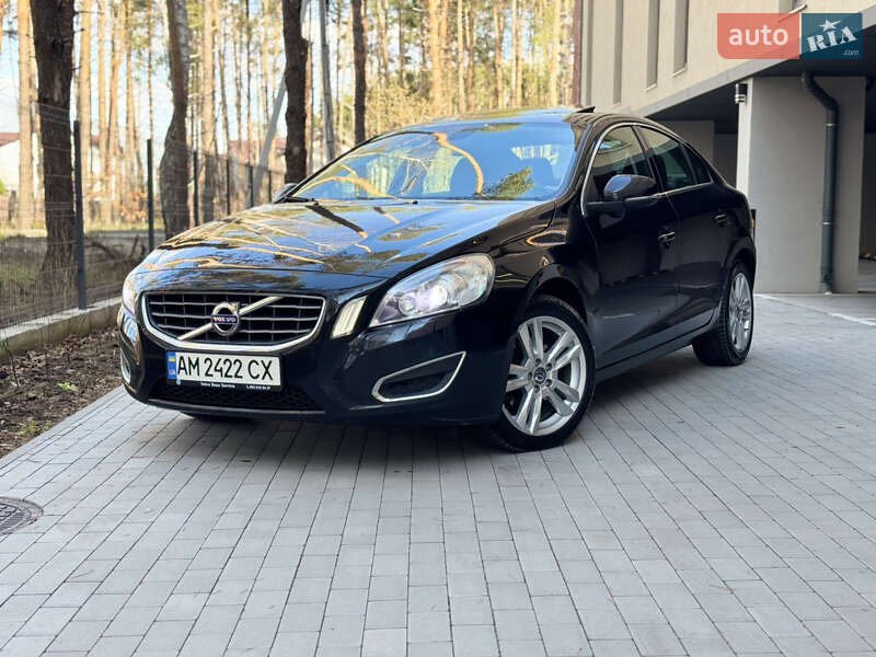 Volvo S60 (2013)
