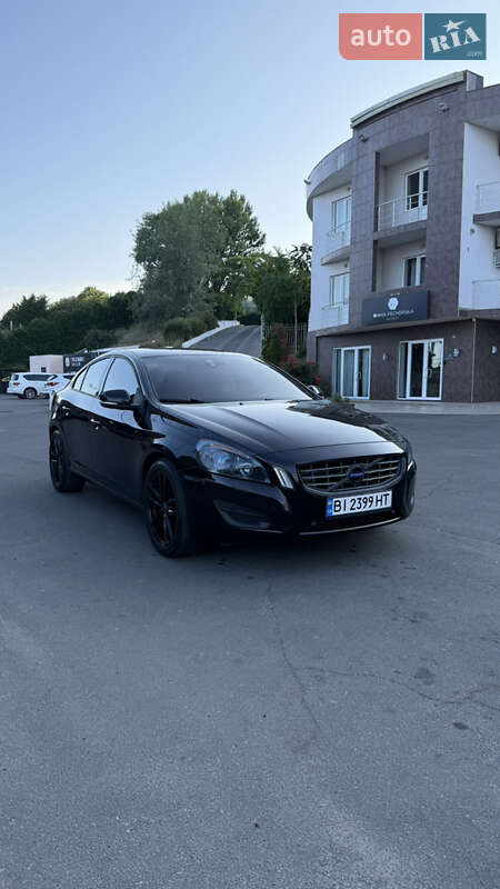 Volvo S60 (2010)