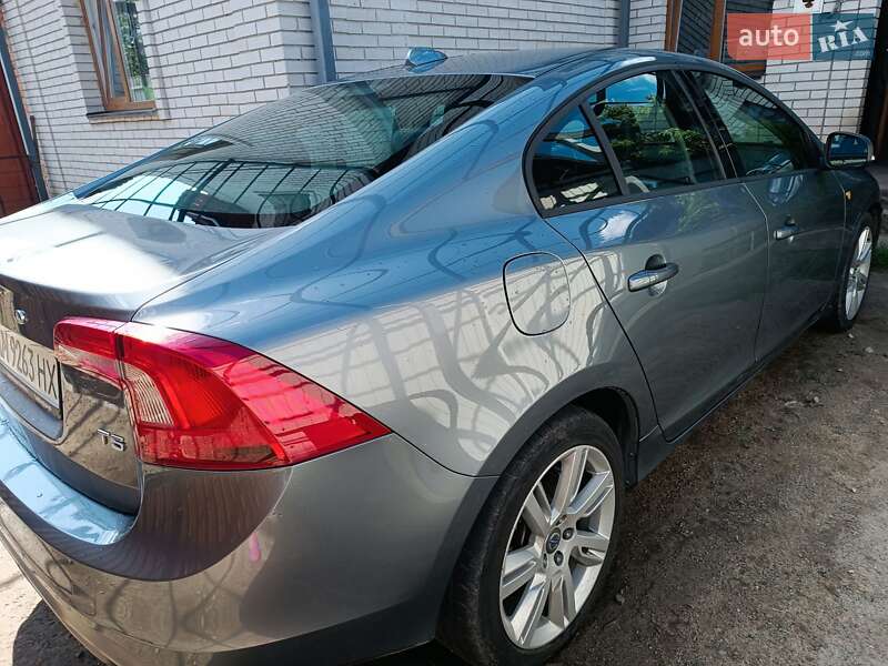 Volvo S60 (2017)