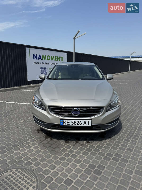 Volvo S60 (2016)