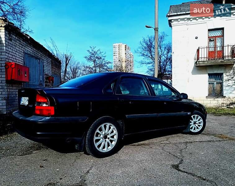 Volvo S80 (2001)