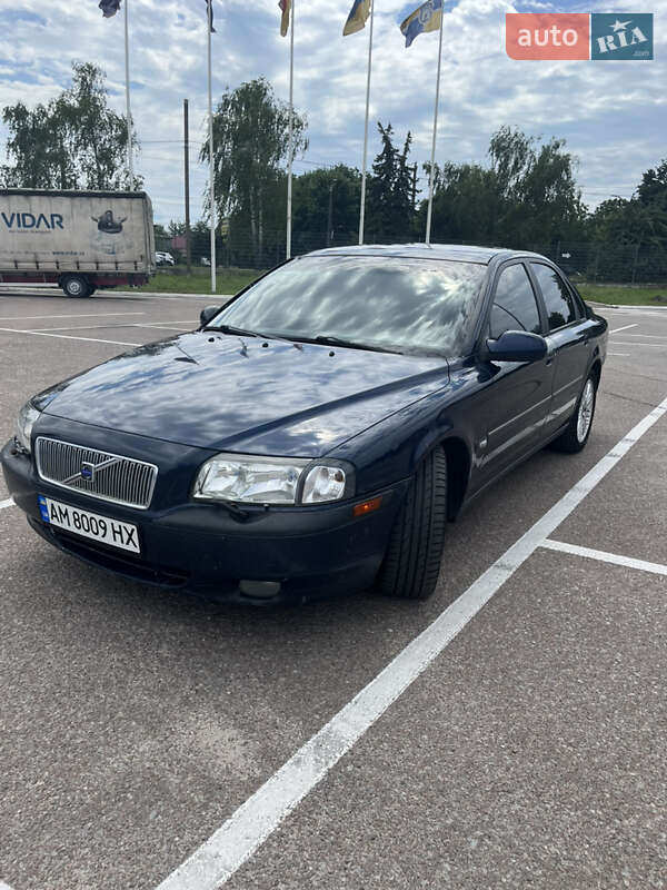 Volvo S80 (2000)