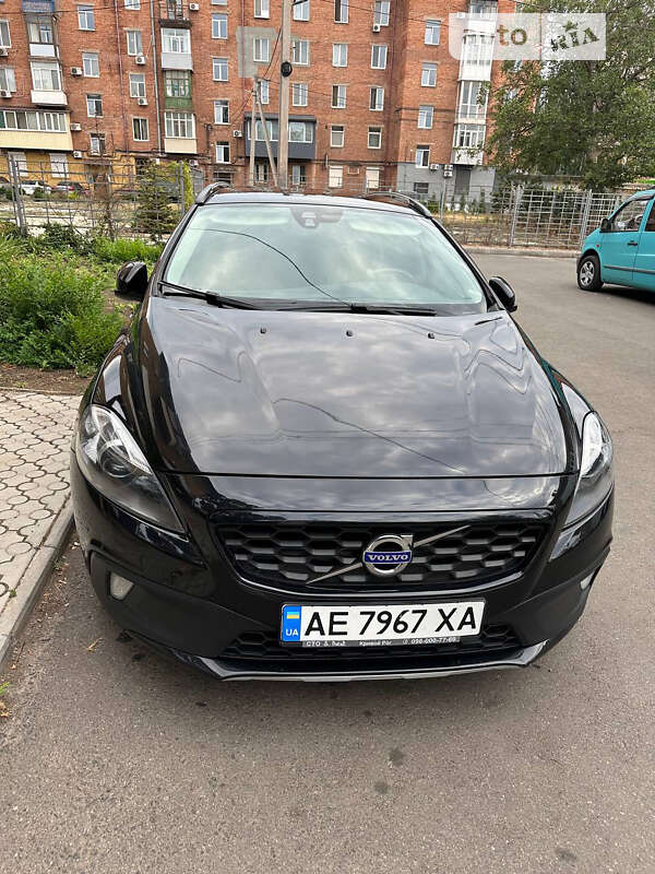 Volvo V40cc (2013)