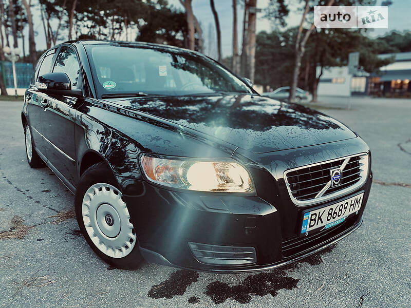 Volvo V50 (2009)