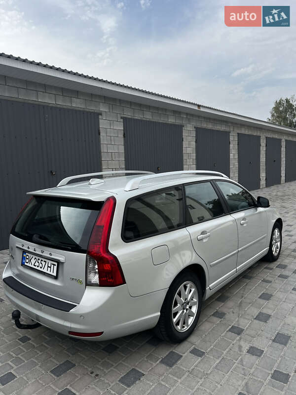 Volvo V50 (2011)