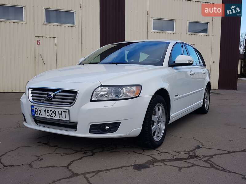 Volvo V50 (2009)