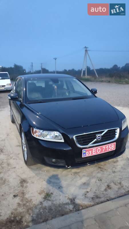 Volvo V50 (2007)