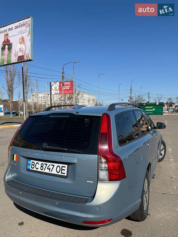 Volvo V50 (2009)