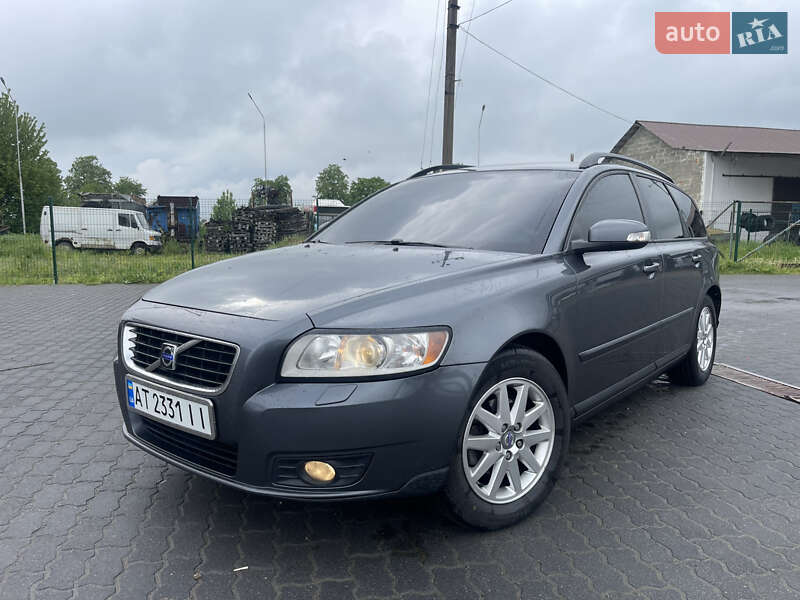 Volvo V50 (2008)