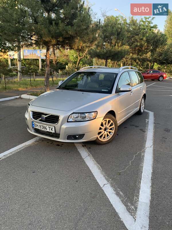 Volvo V50 (2009)