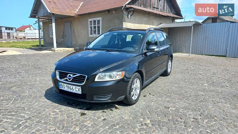 Volvo V50 (2011)