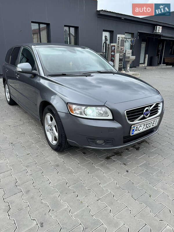Volvo V50 (2011)