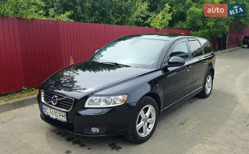 Volvo V50 (2011)