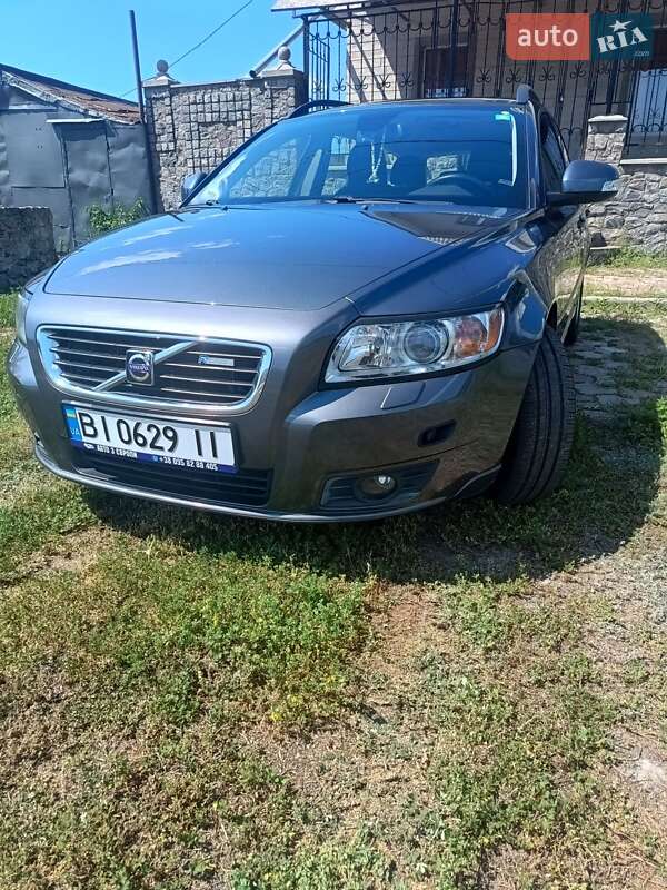 Volvo V50 (2009)
