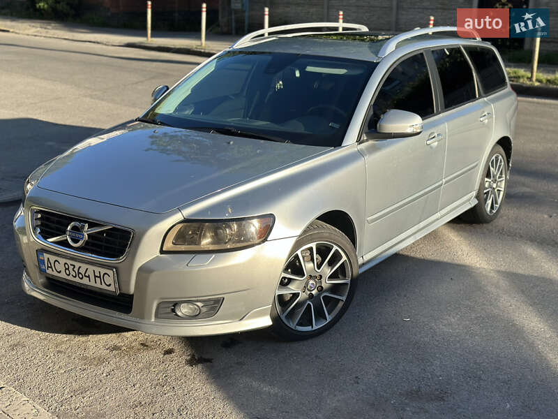 Volvo V50 (2012)