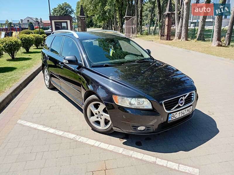 Volvo V50 (2012)