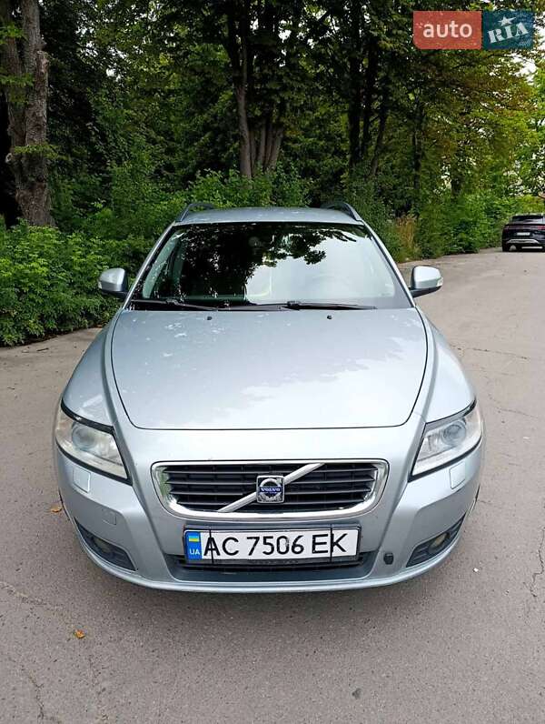 Volvo V50 (2009)