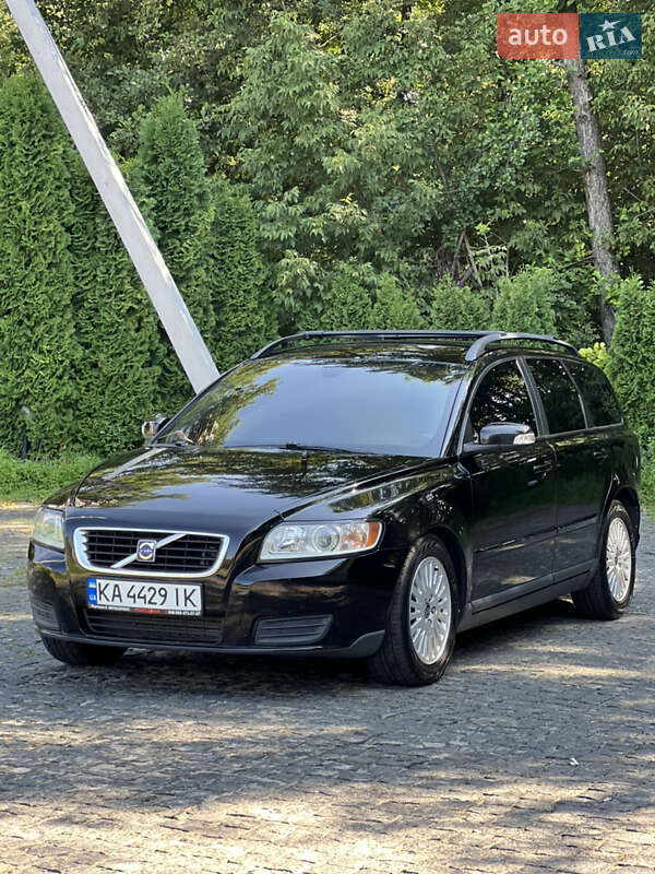 Volvo V50 (2009)