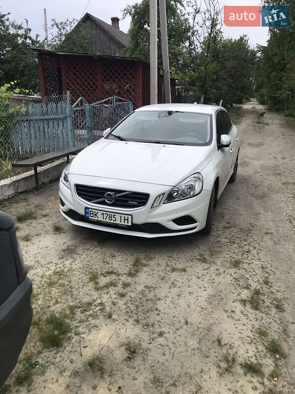Volvo V60 (2012)