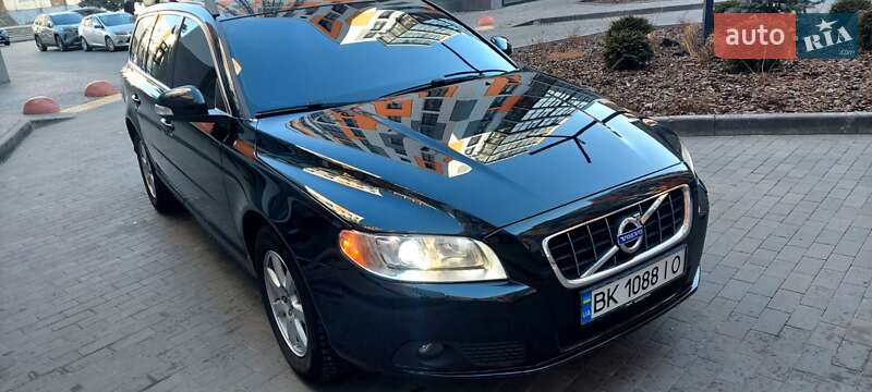 Volvo V70 (2011)