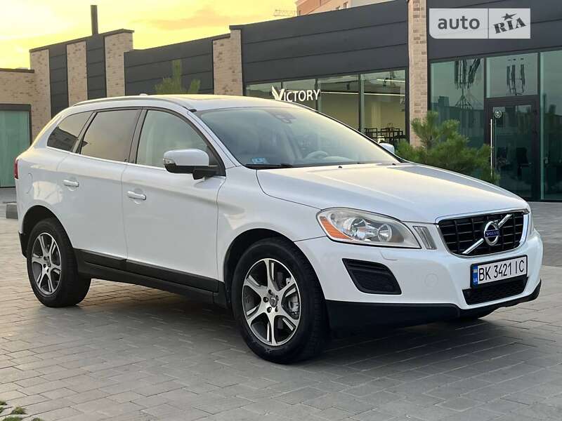 Volvo Xc60 (2010)