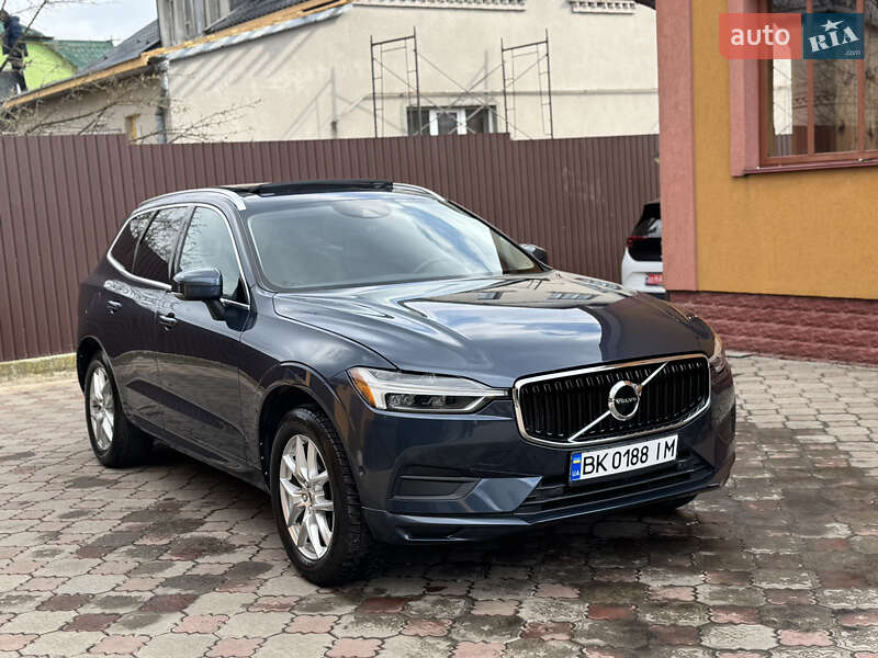 Volvo Xc60 (2017)