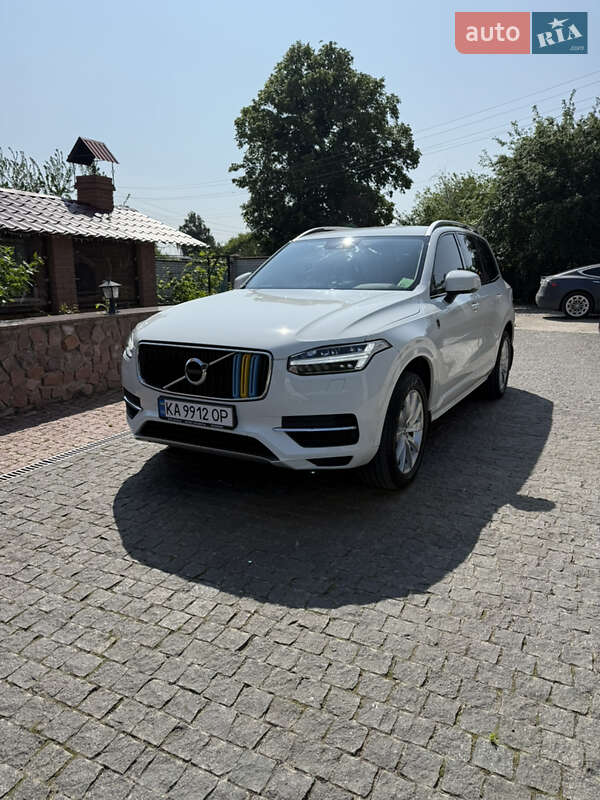 Volvo Xc90 (2019)