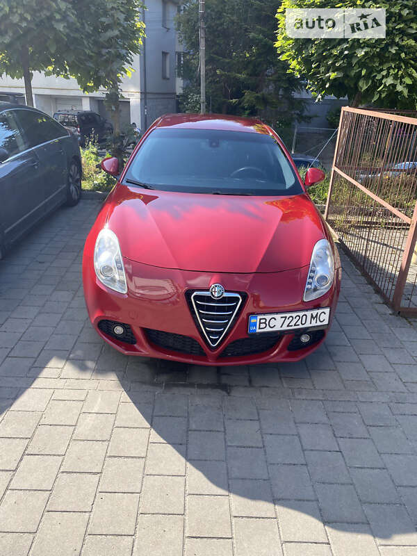 Alfa-romeo Giulietta (2012)