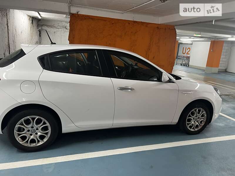 Alfa-romeo Giulietta (2019)