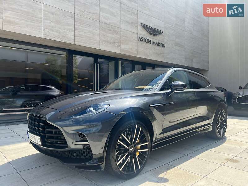 Aston martin Dbx 707 (2023)