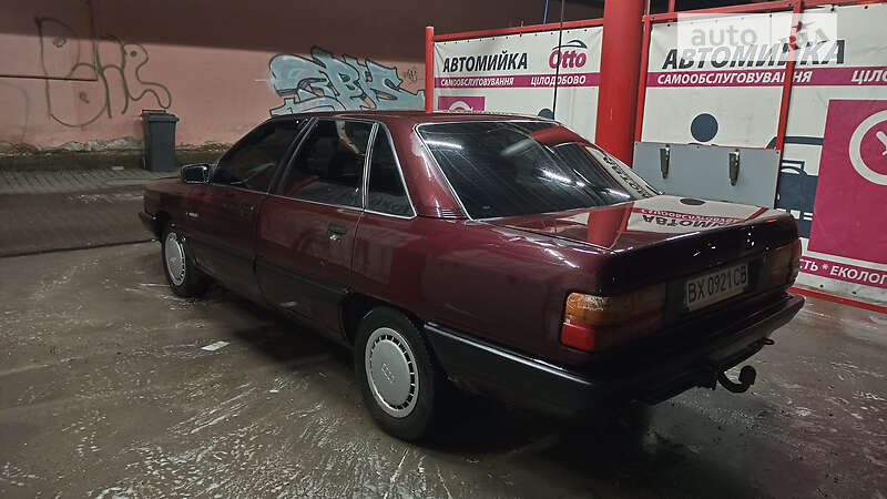 Audi 100 (1990)