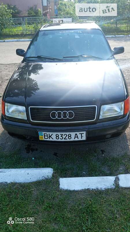 Audi 100 (1992)