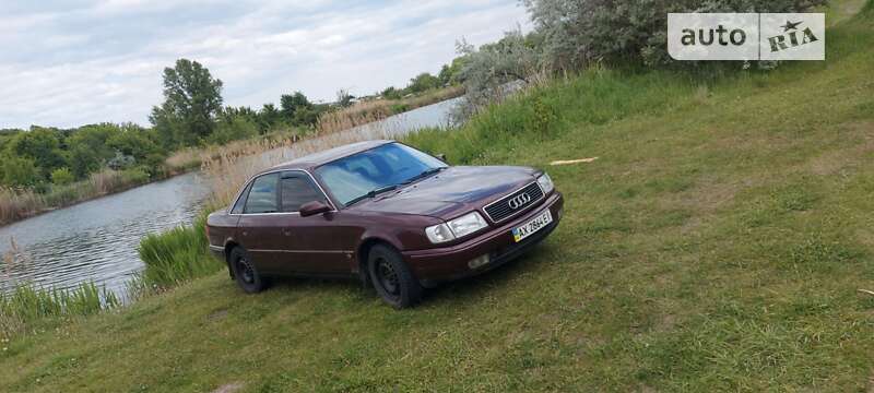 Audi 100 (1992)